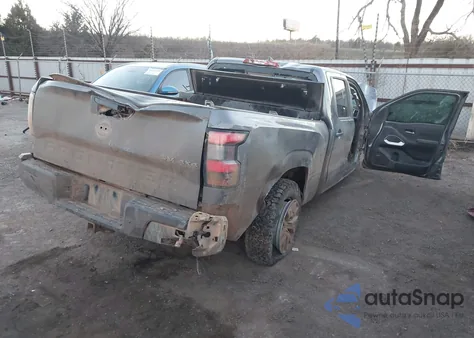 2024 Nissan Frontier Long Bed Sv 4X4 z USA, uszkodzony, nr VIN 1N6ED1FK6RN612922